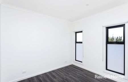 2/183b Purinuan Road, Reservoir, VIC 3073 - Photo 3