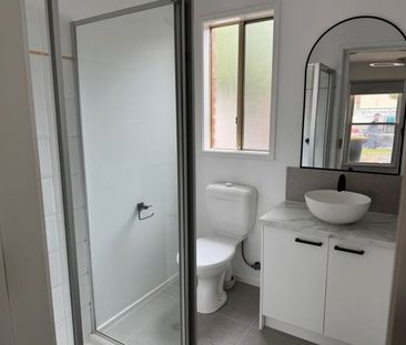 Charming Family Home in Craigieburn - Photo 2