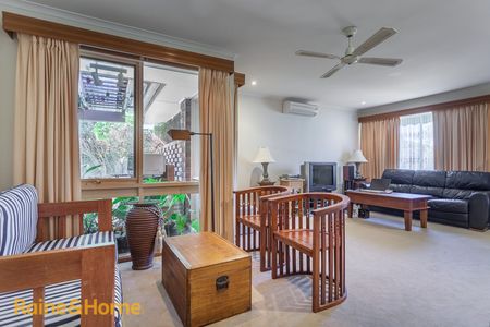 charming 3-bedroom home - Photo 3