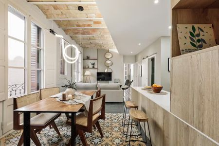 Rambla de Prat, Barcelona, Catalonia 08012 - Photo 2