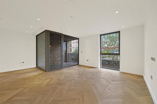 3 bedroom flat to rent - Photo 1