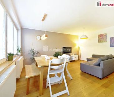 Moderní a zrekonstruovaný byt 3+1 s lodžií v ulici Dykova, Mělník - Фото 2