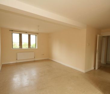 3 bedroom apartment to rent - Photo 1