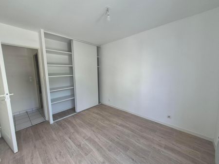 Location Appartement 3 pièces 67m² ANGERS 49000 - Photo 3