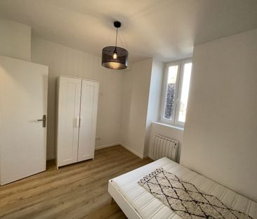 Beau T3 avec mise à disposition du mobilier entièrement rénové – Li... - Photo 6