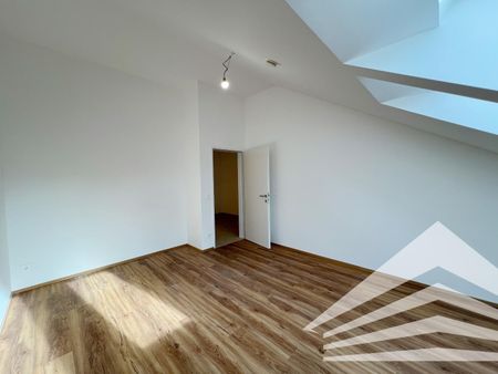 Außergewöhnliches 4-Zimmer Penthouse mit großem Balkon in Puchenau! - Foto 3