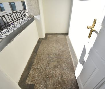 Klosterneuburg | Wunderschöne & Helle 3 - Zimmer Altbauwohnung | Lo... - Photo 6