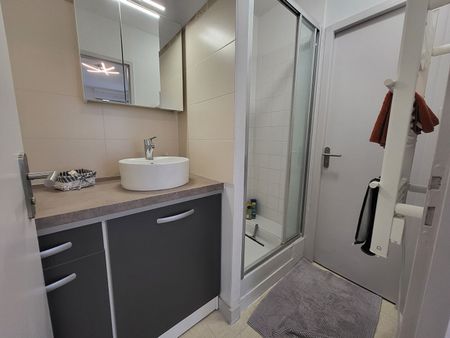 Location Appartement 1 pièce 26m² - Photo 4