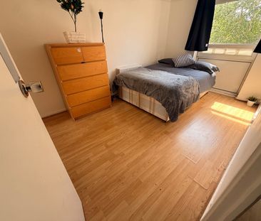 Room in a Shared Flat, Brock Place, E3 - Photo 4