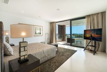 5 bedroom luxury Villa for rent in Marbella, Andalusia