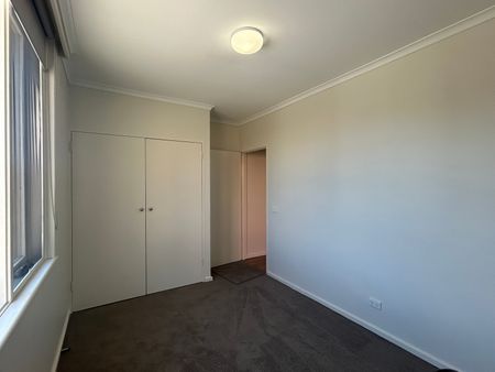 3/2 Howson Street, Brunswick West VIC 3055 - Photo 3