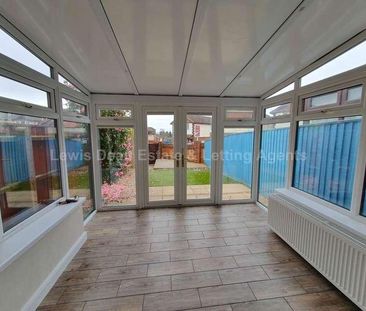 Fosters Spring, Lytchett Matravers, BH16 - Photo 4