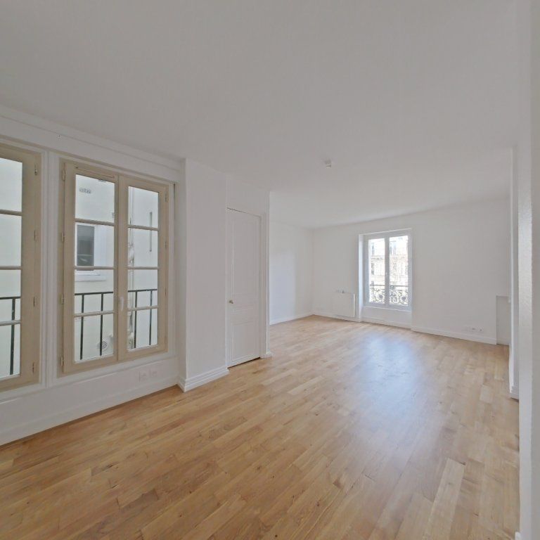 APPARTEMENT T2 A LOUER - PARIS 2EME ARRONDISSEMENT - 56.89 m - 2 200 € - Photo 1