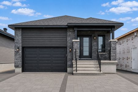 For Lease - 1220 MONTBLANC Crescent, Russell, Ontario - Photo 3