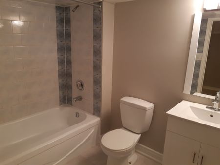 For Lease - 239 Lambton Avenue Unit# Bsmt, Toronto, Ontario - Photo 5