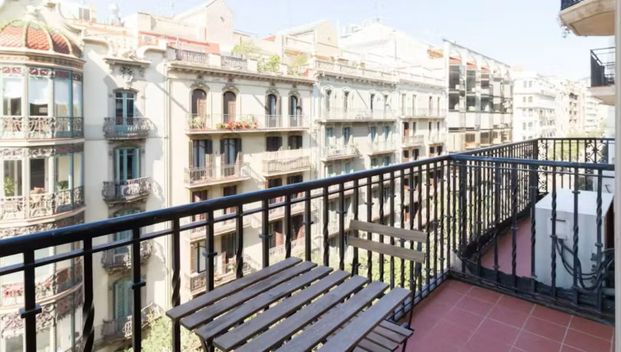 Carrer de Muntaner, Barcelona, Catalonia 08021 - Photo 1