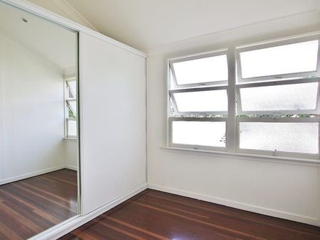 Furnished three bedroom home in The Range! - Photo 5