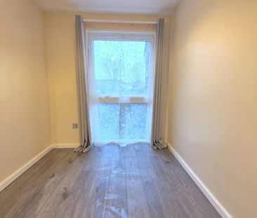 Flat to rent on - Photo 4