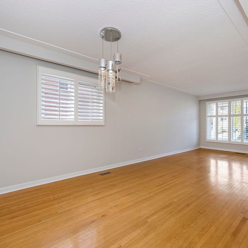 For Lease - 33A Alcan Avenue, Toronto, Ontario - Photo 1