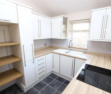 Highfield Grove, Westcliff-on-sea, Essex, SS0 - Photo 3