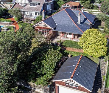 KING OF THE HILL 'HILLVIEW' GRAND EDWARDIAN RESIDENCE - Photo 1