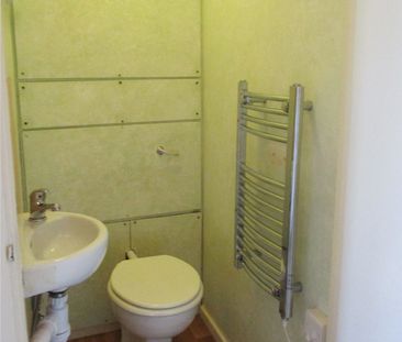 Student Properties to Let - Photo 1