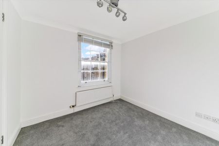 4 bedroom terraced house to rent - Photo 2