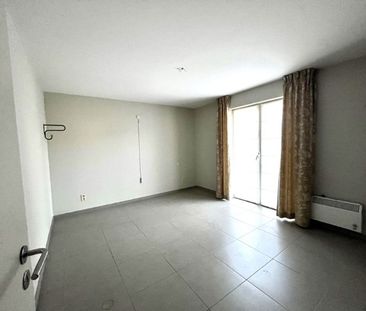Vernieuwd 2-slaapkamer appartement, met staanplaats en kelderberging - Foto 5