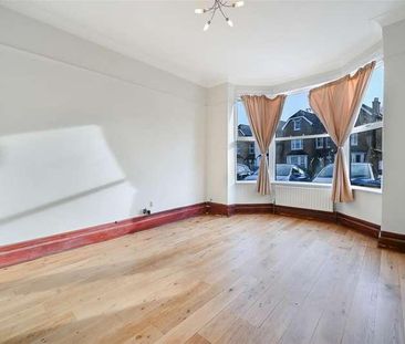 Queens Road, London, SW19 - Photo 2