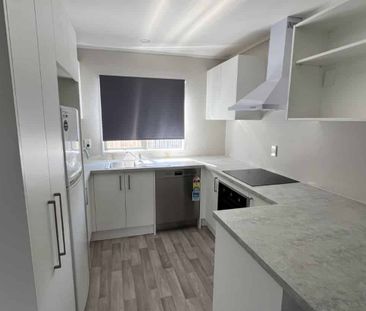 Three bedroom in Frankton - Photo 3