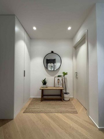 URGENCE – REPRISE DE BAIL : MAGNIFIQUE 3 PIÈCES ATTIQUE À VESSY (GENÈVE) - Foto 3