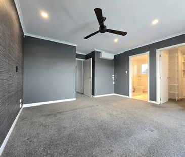 Beautiful Three-Bed, Two-Bath Home in Otumoetai - Otumoetai - Photo 1