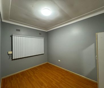 Well Presented Three Bedroom Home&excl; - Photo 2