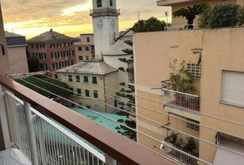 Via sale, Genova, Liguria 16166