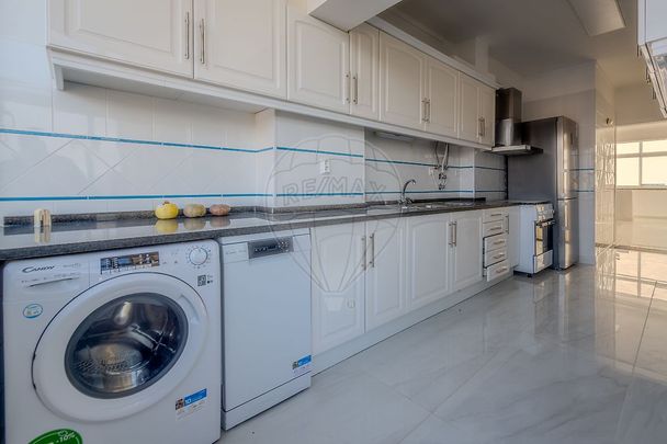 Apartamento T3 em Lisboa - Foto 1
