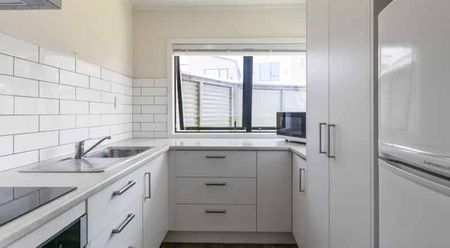 2 bedroom home in Howick! - Photo 3