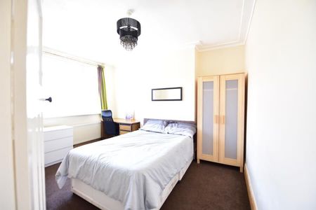 Belle Vue Road, Hyde Park - Photo 2