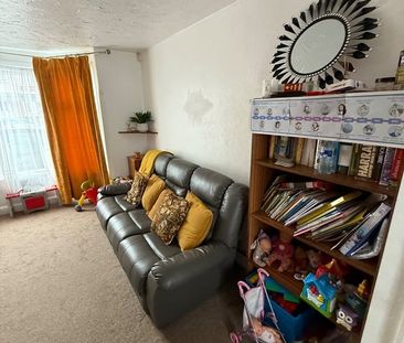 4 Bed Terraced House, Oldfield Road, CV5 - Photo 6