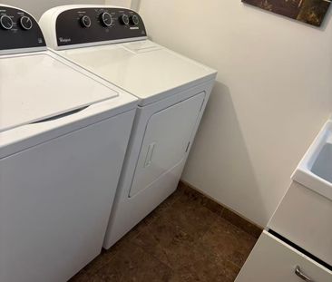 For Lease - 35 Moonlight Lane, Richmond Hill, Ontario - Photo 1