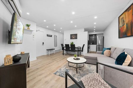 College Street - Photo 5