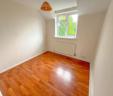 The Dormers, Swindon, Highworth - Photo 6