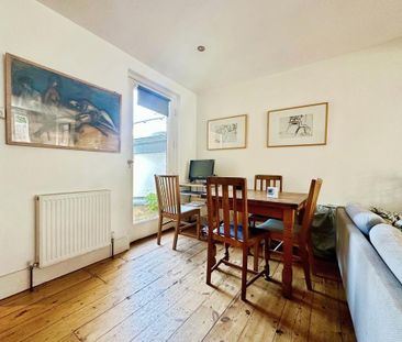 3 bedroom terraced house to rent - Photo 2
