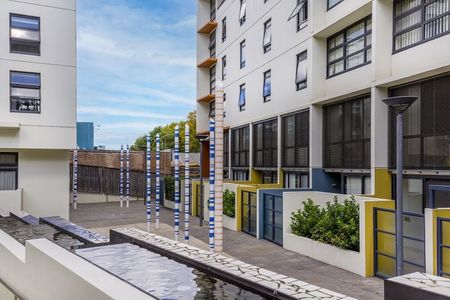 Live the Loft Lifestyle in the heart of Alexandria - Photo 4