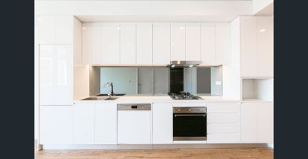 Boutique 1 Bedroom apartment with storage galore - Photo 4