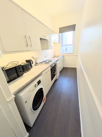 2 bedroom apartment to rent - Photo 5