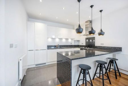 2 bedroom flat to rent - Photo 4