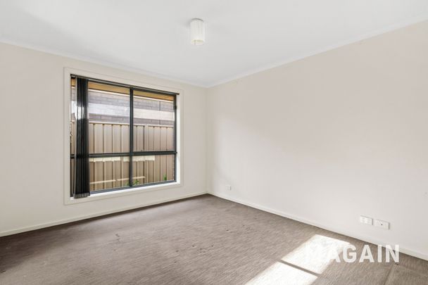 24 Keane Ave, Munno Para West SA 5115 - House For Rent | Domain - Photo 1