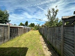 Osborne Road, Willesborough - Photo 1