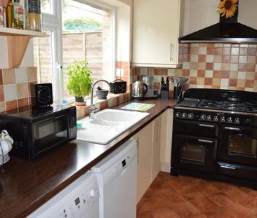 3 bedroom terraced house to rent - Photo 5