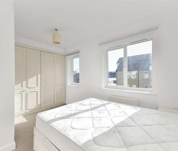 Torres Square, Isle Of Dogs, London, E14 - Photo 4